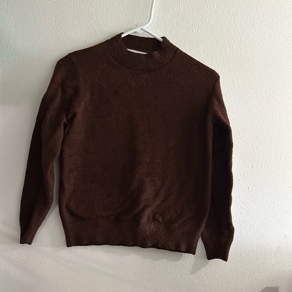 Zara sweater size small